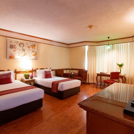 Duangtawan Hotel Chiang Mai -Sha Extra Plus Exterior photo