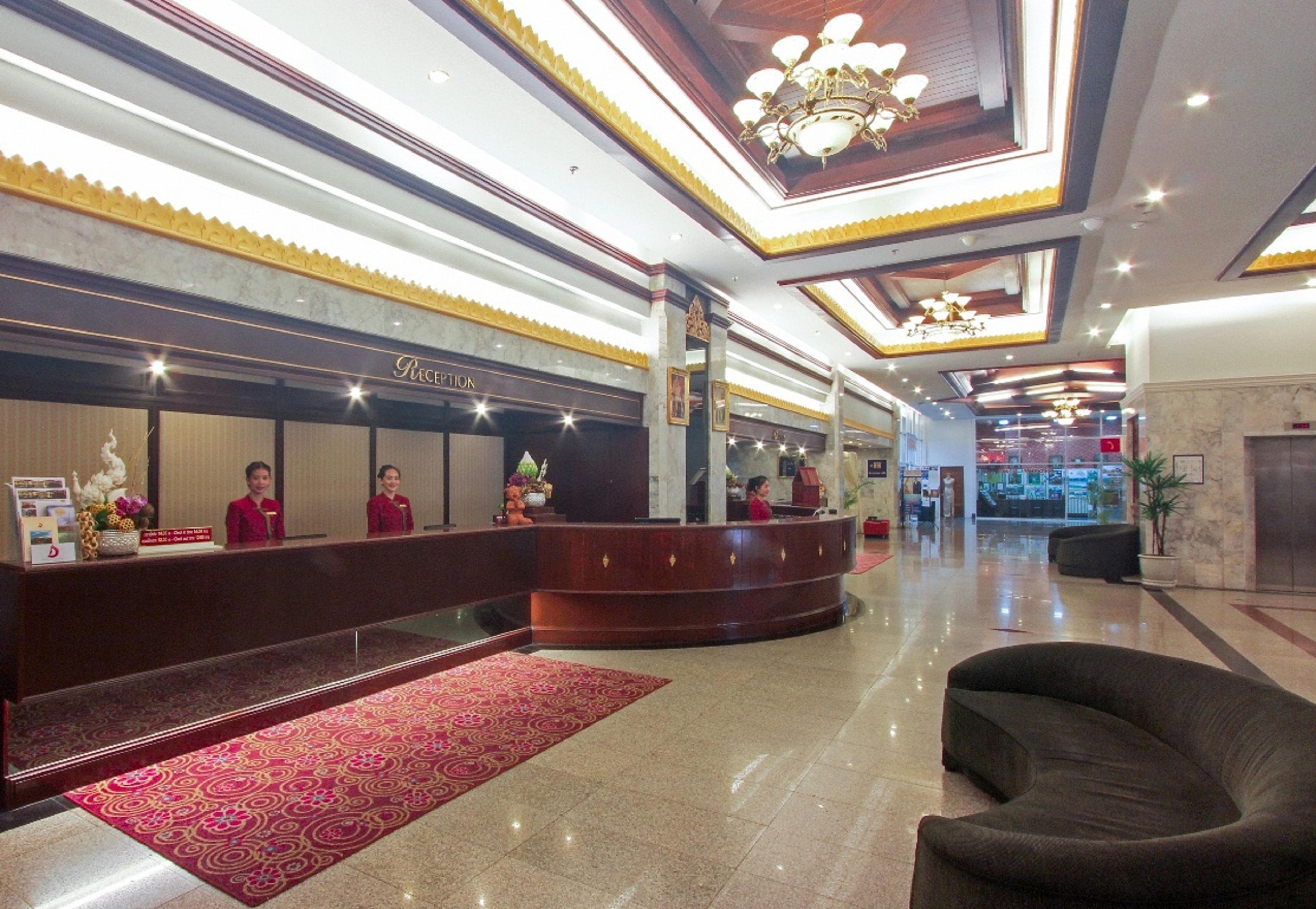 Duangtawan Hotel Chiang Mai -Sha Extra Plus Exterior photo